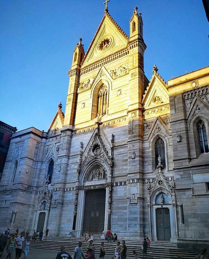 Spaccanapoli 22 Naples