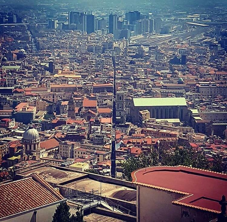 Spaccanapoli 22